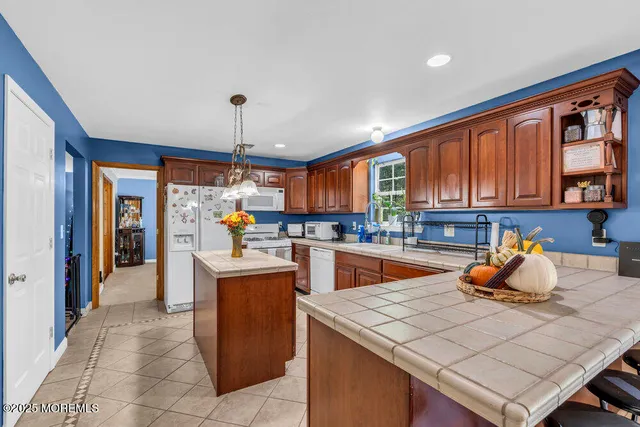 $699,000 | 14 Okjin Court, Jackson, NJ 08527