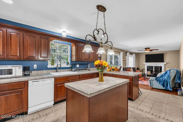 $699,000 | 14 Okjin Court, Jackson, NJ 08527