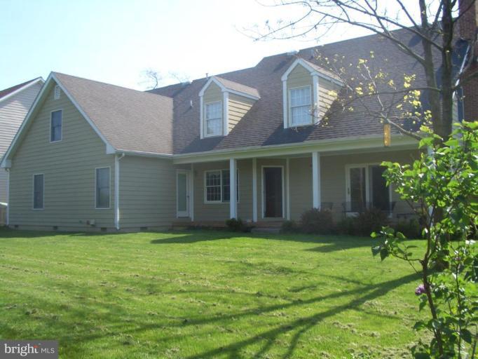302 Huntersridge Road Winchester, VA 22602 - Photo 11 of 16 Exterior #2