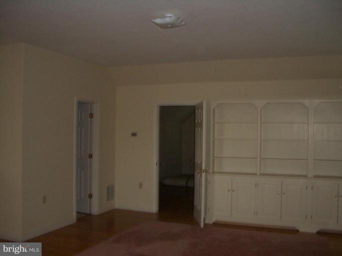 302 Huntersridge Road Winchester, VA 22602 - Photo 12 of 16 Great Room
