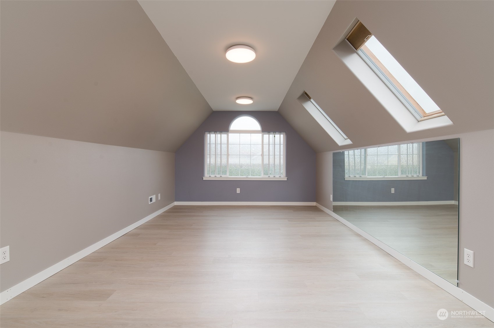 1248 Bradley Road Lynden, WA 98264 - Photo 20 of 37 Gallery Image 20