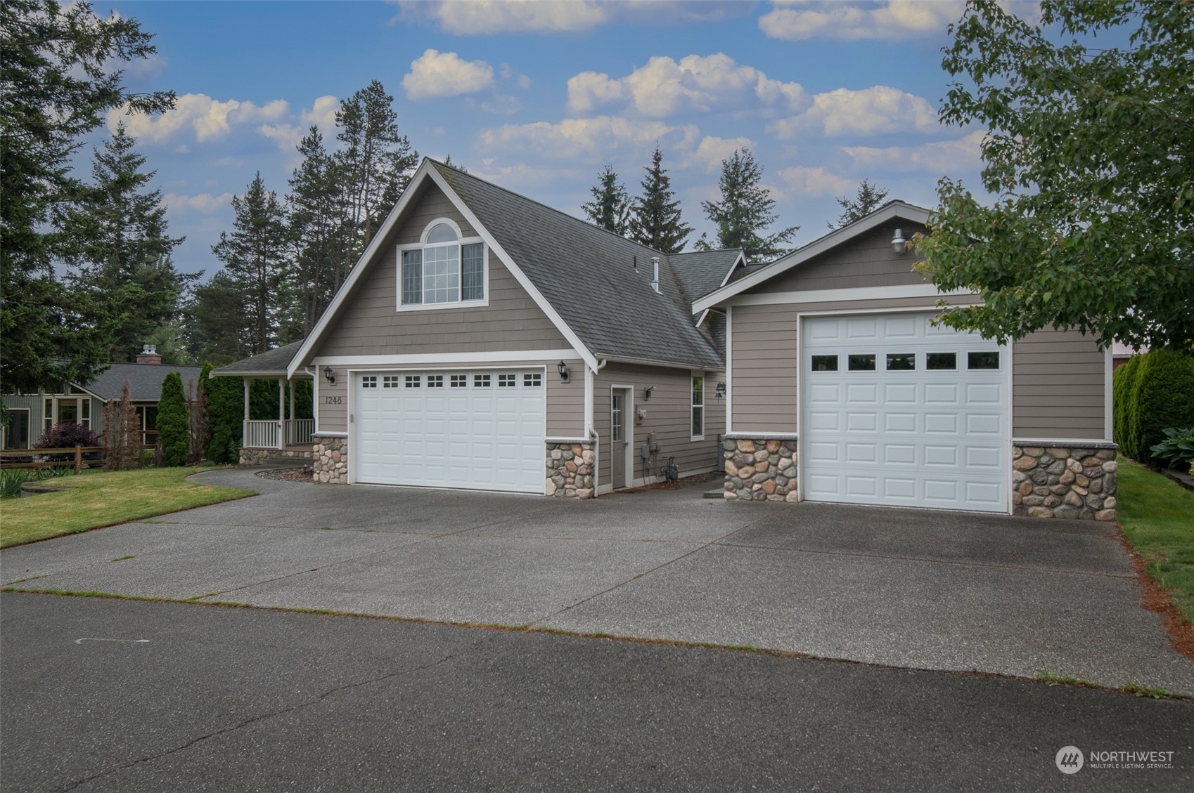 1248 Bradley Road Lynden, WA 98264 - Photo 8 of 37 Gallery Image 8