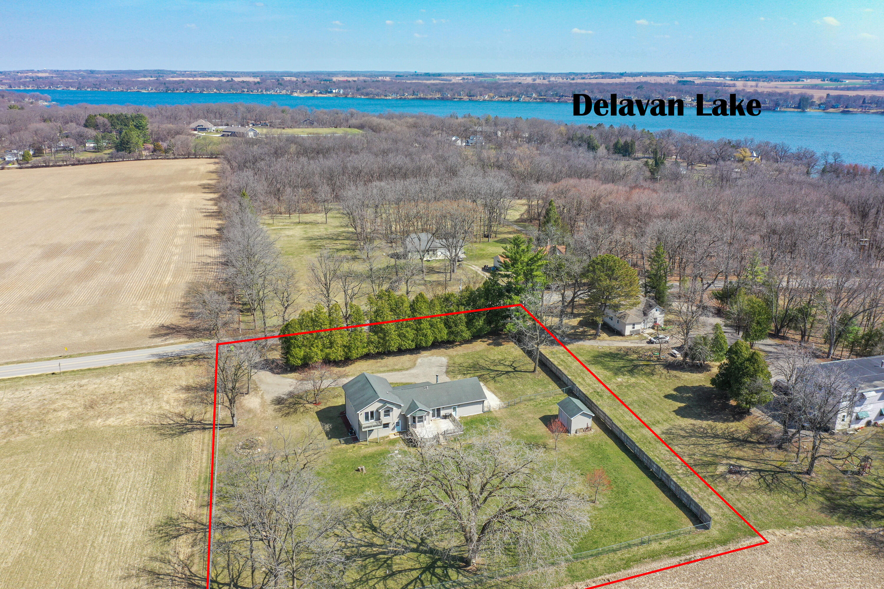 2855 North Shore Drive Delavan, WI 53115 - Photo 4 of 52 Hello Delavan Lake!