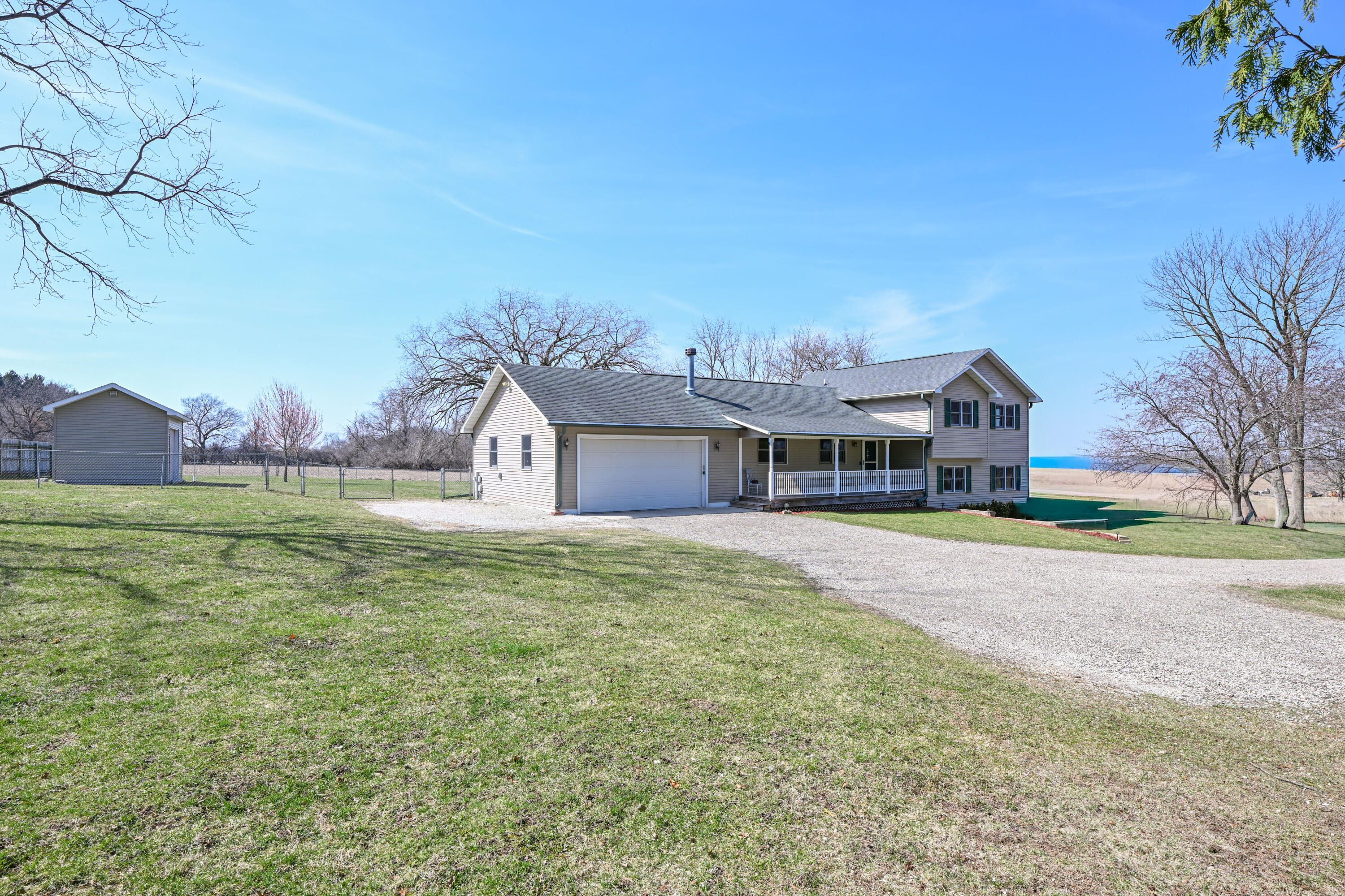 2855 North Shore Drive Delavan, WI 53115 - Photo 44 of 52 Shed on Property