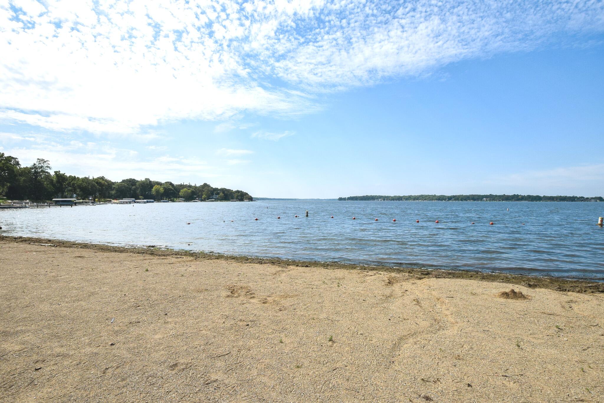 2855 North Shore Drive Delavan, WI 53115 - Photo 47 of 52 Hello Delavan Lake!