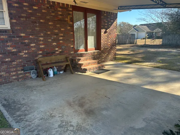 a view of a house with a outdoor space