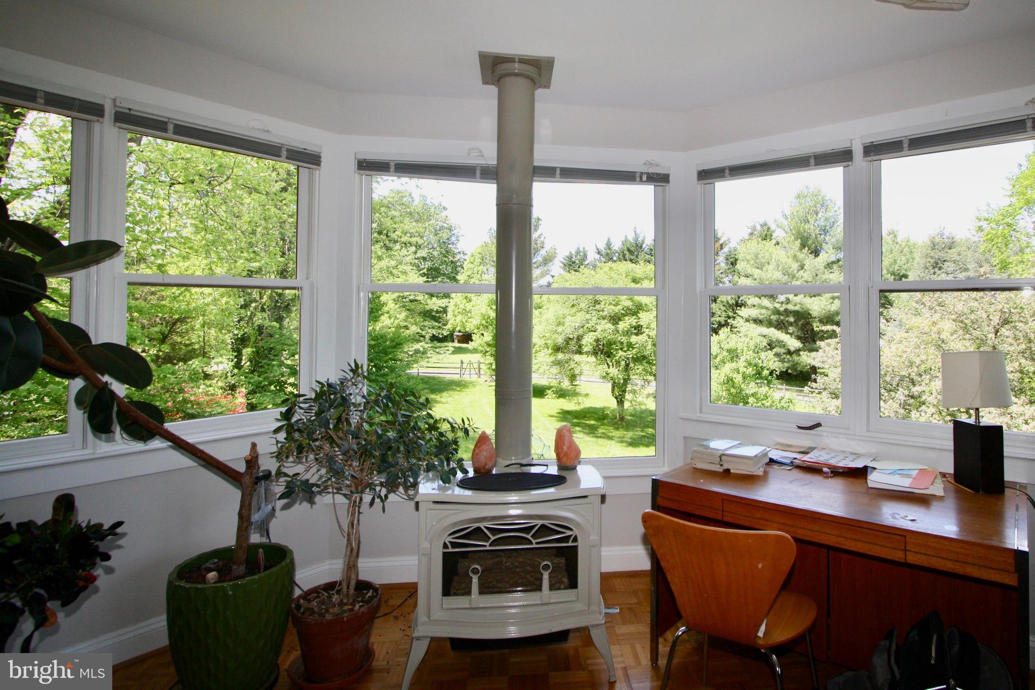 11628 Glen Road Potomac, MD 20854 - Photo 26 of 27 Gallery Image 26