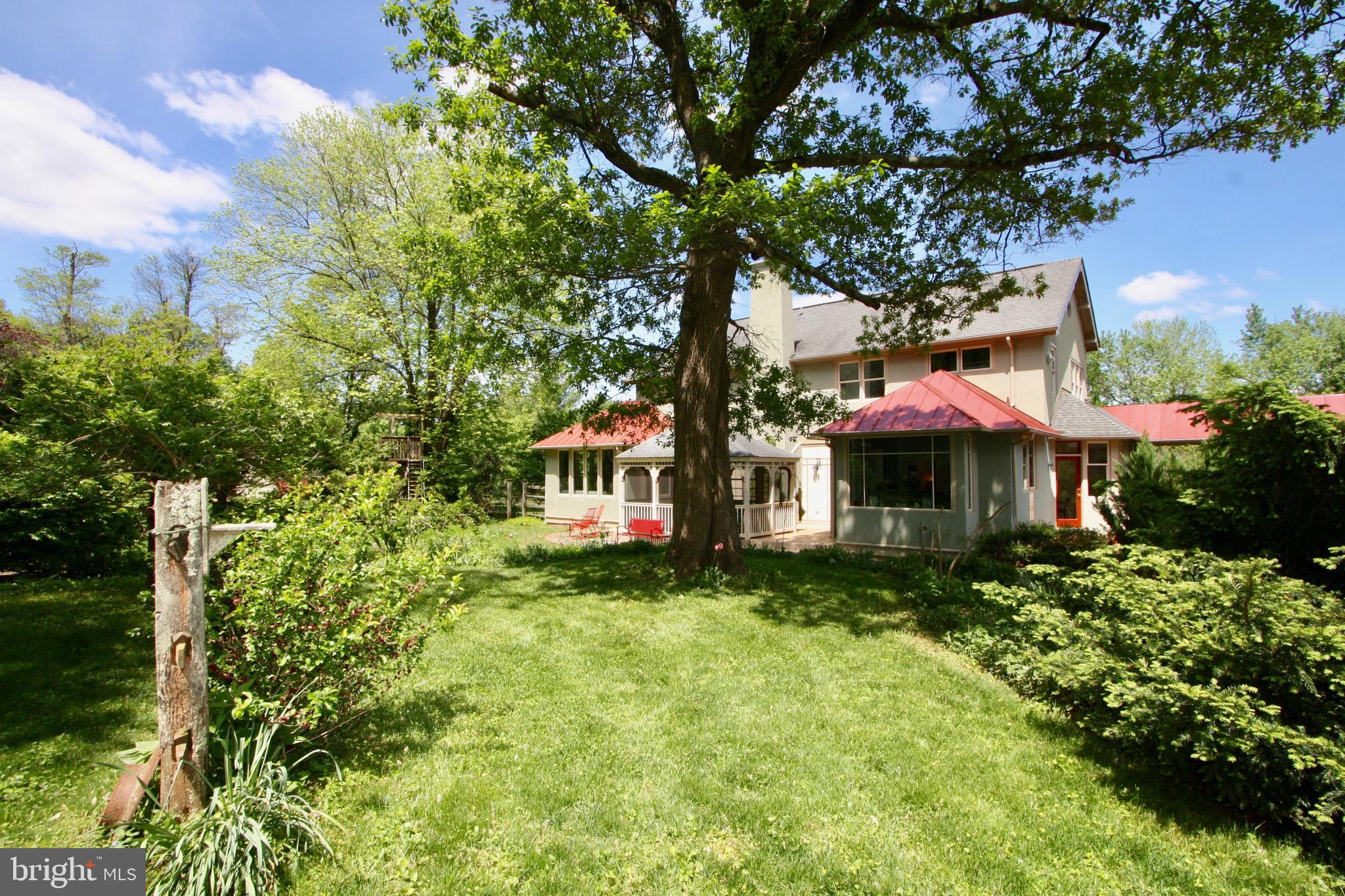 11628 Glen Road Potomac, MD 20854 - Photo 8 of 27 Gallery Image 8