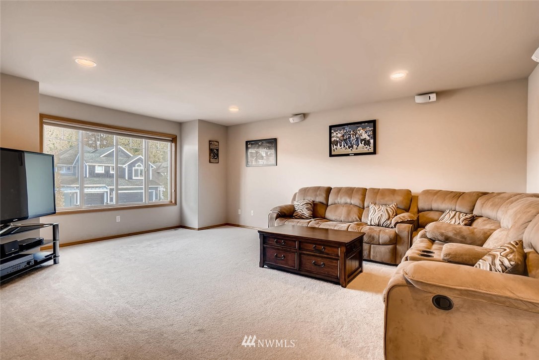 18432 12th Drive Southeast Bothell, WA 98012 - Photo 19 of 20 Gallery Image 19
