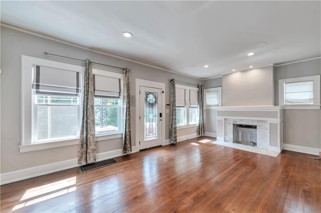 1745 Sylvan Road Southwest Atlanta, GA 30310 - Photo 10 of 25