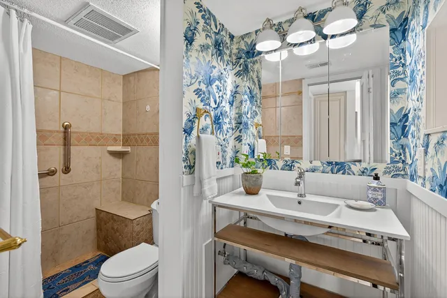 $299,500 | 103 Island Drive, Unit 3, Horseshoe Bay, TX 78657