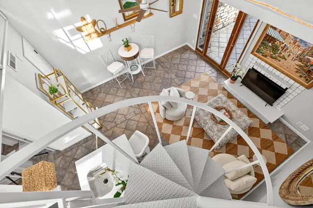 $299,500 | 103 Island Drive, Unit 3, Horseshoe Bay, TX 78657