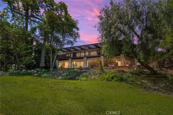 $1,395,500 | 115 Sierra Vista Drive, Redlands, CA 92373