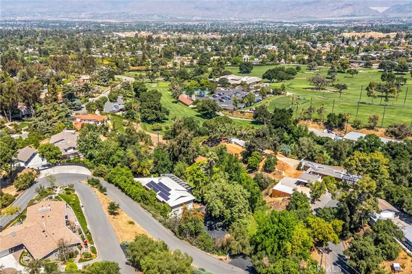 $1,395,500 | 115 Sierra Vista Drive, Redlands, CA 92373