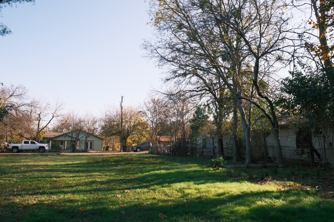 600 Rubio Avenue Round Rock, TX 78664 - Photo 3 of 8