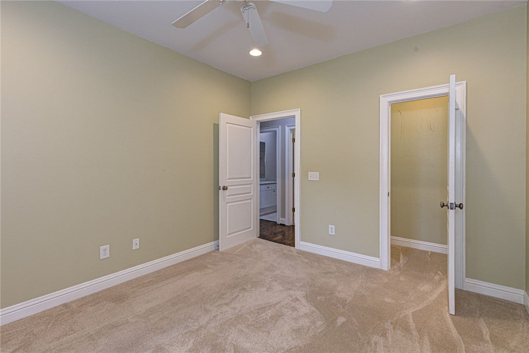 1761 Woodley Road Auburn, AL 36830 - Photo 17 of 35 Gallery Image 17