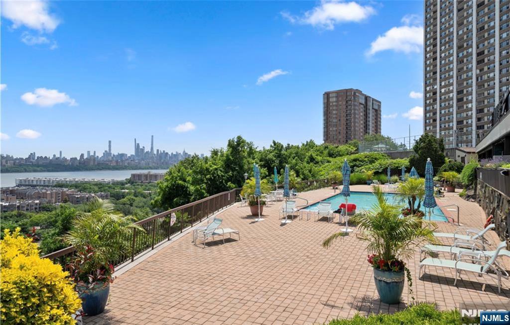 300 Gorge Road, Unit 57 Cliffside Park, NJ 07010 - Photo 29 of 31