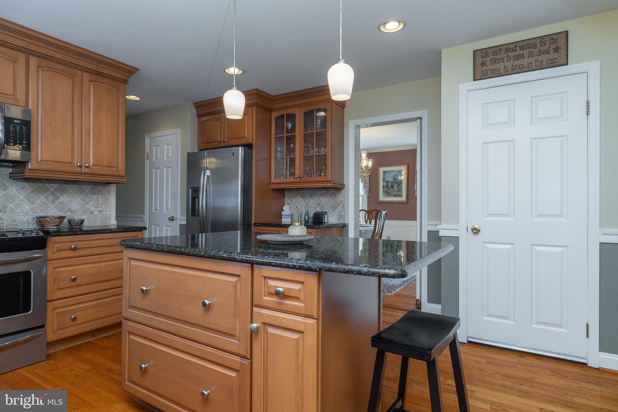 209 Deergrass Road Hockessin, DE 19707 - Photo 5 of 68