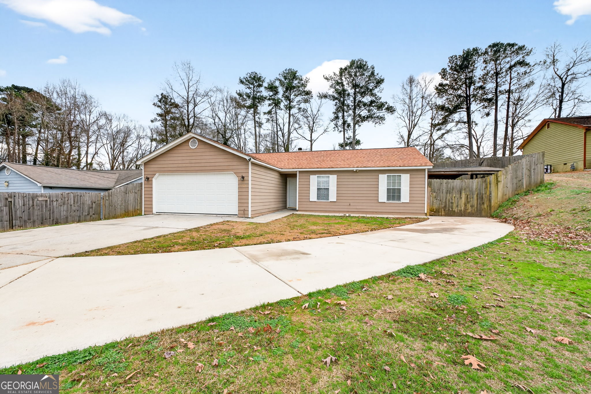 1589 Bonanza Church Road Hampton, GA 30228 - Photo 2 of 28 a house with swimming pool in front of it