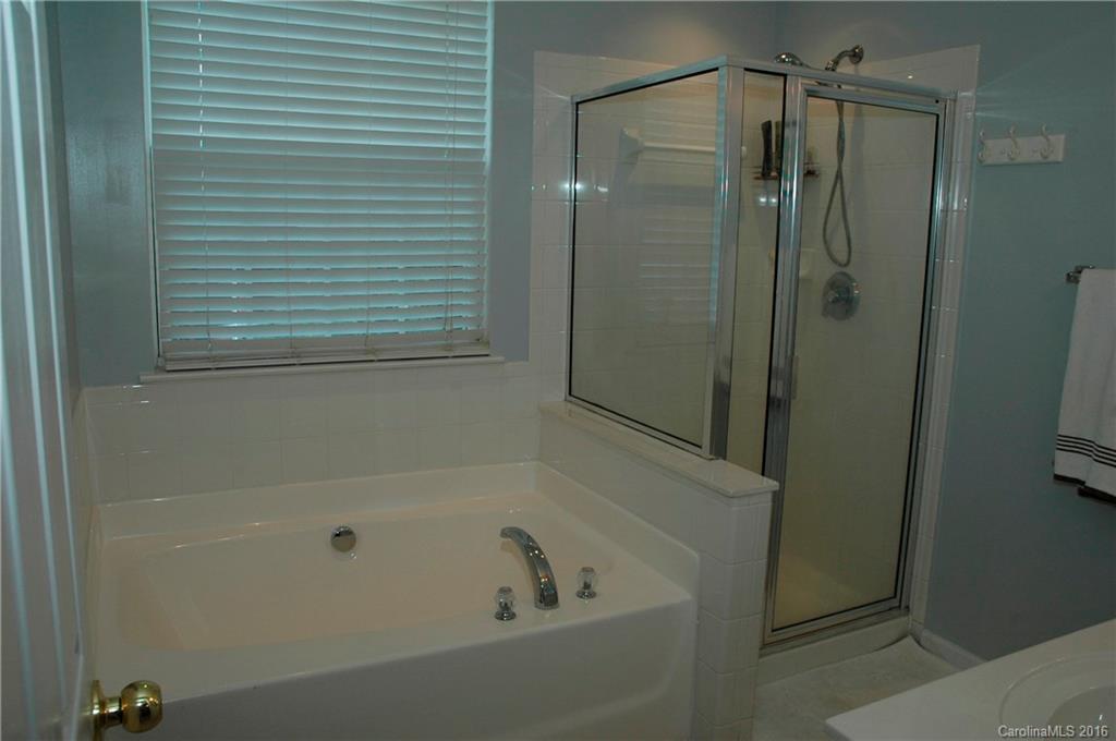 321 Brixham Place Fort Mill, SC 29708 - Photo 13 of 24 Gallery Image 13