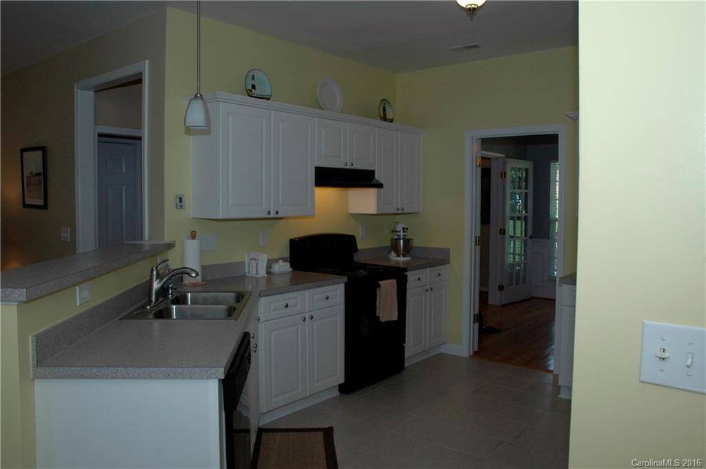 321 Brixham Place Fort Mill, SC 29708 - Photo 8 of 24 Gallery Image 8