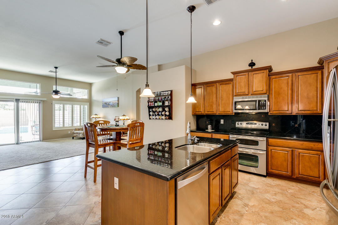 43889 Stonecreek Road Maricopa, AZ 85139 - Photo 17 of 39 18-Stonecreek