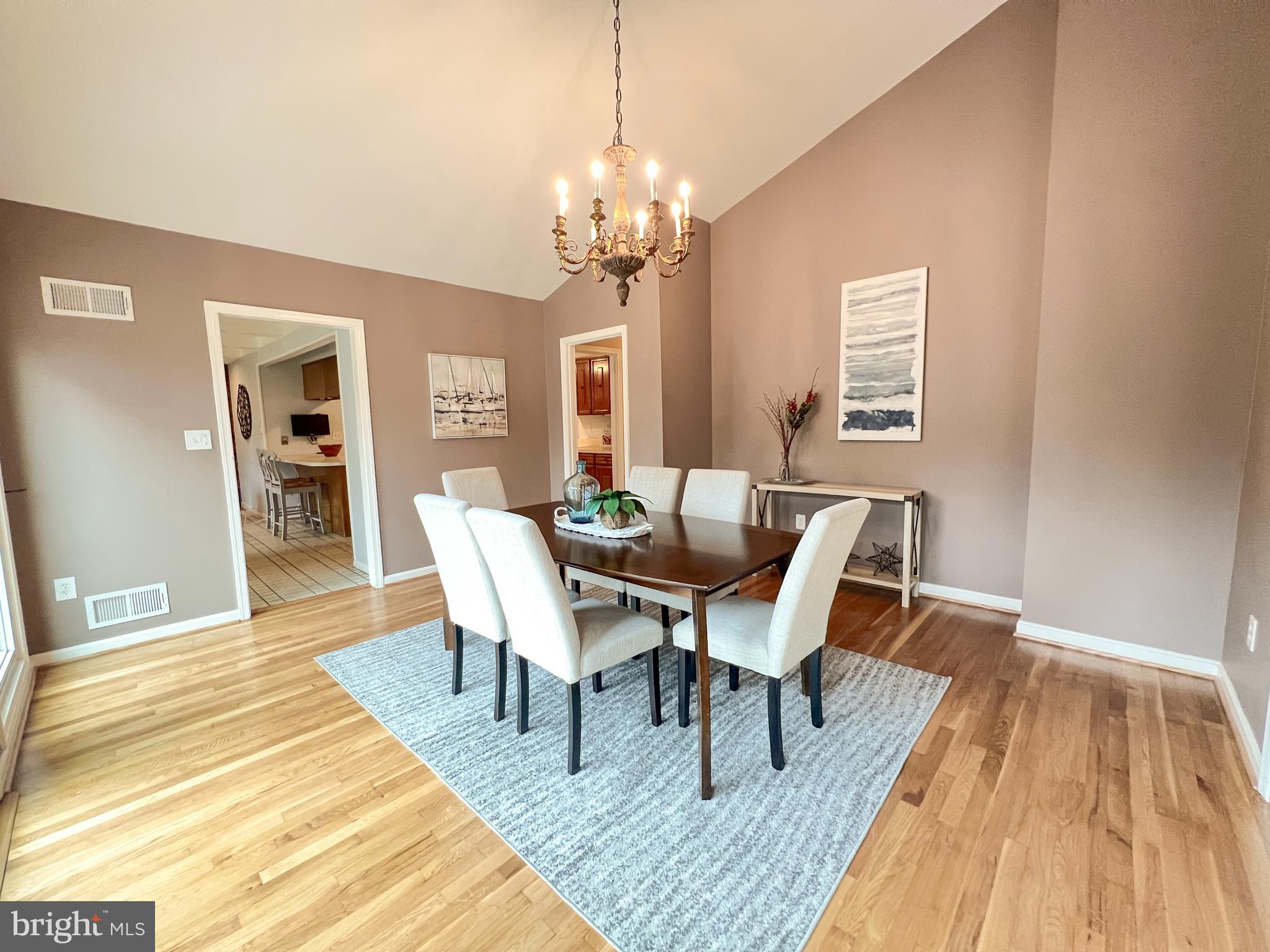2503 North Gate Terrace Silver Spring, MD 20906 - Photo 17 of 50 Dining Room