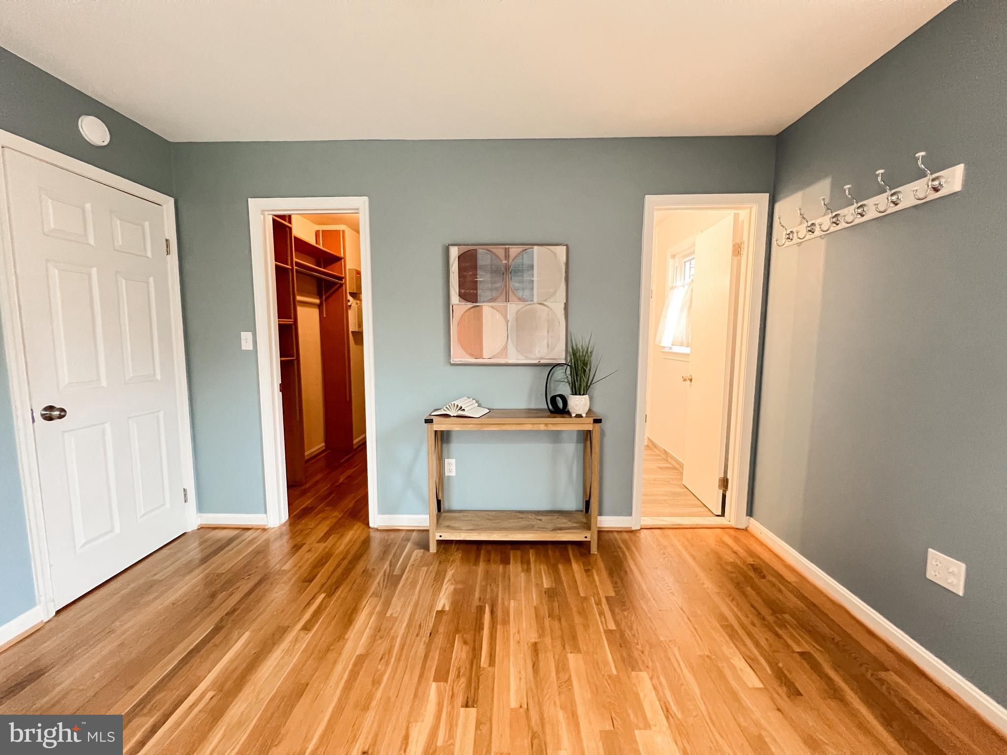 2503 North Gate Terrace Silver Spring, MD 20906 - Photo 35 of 50 Primary Bedroom with Full Bath and Walk-in Closet