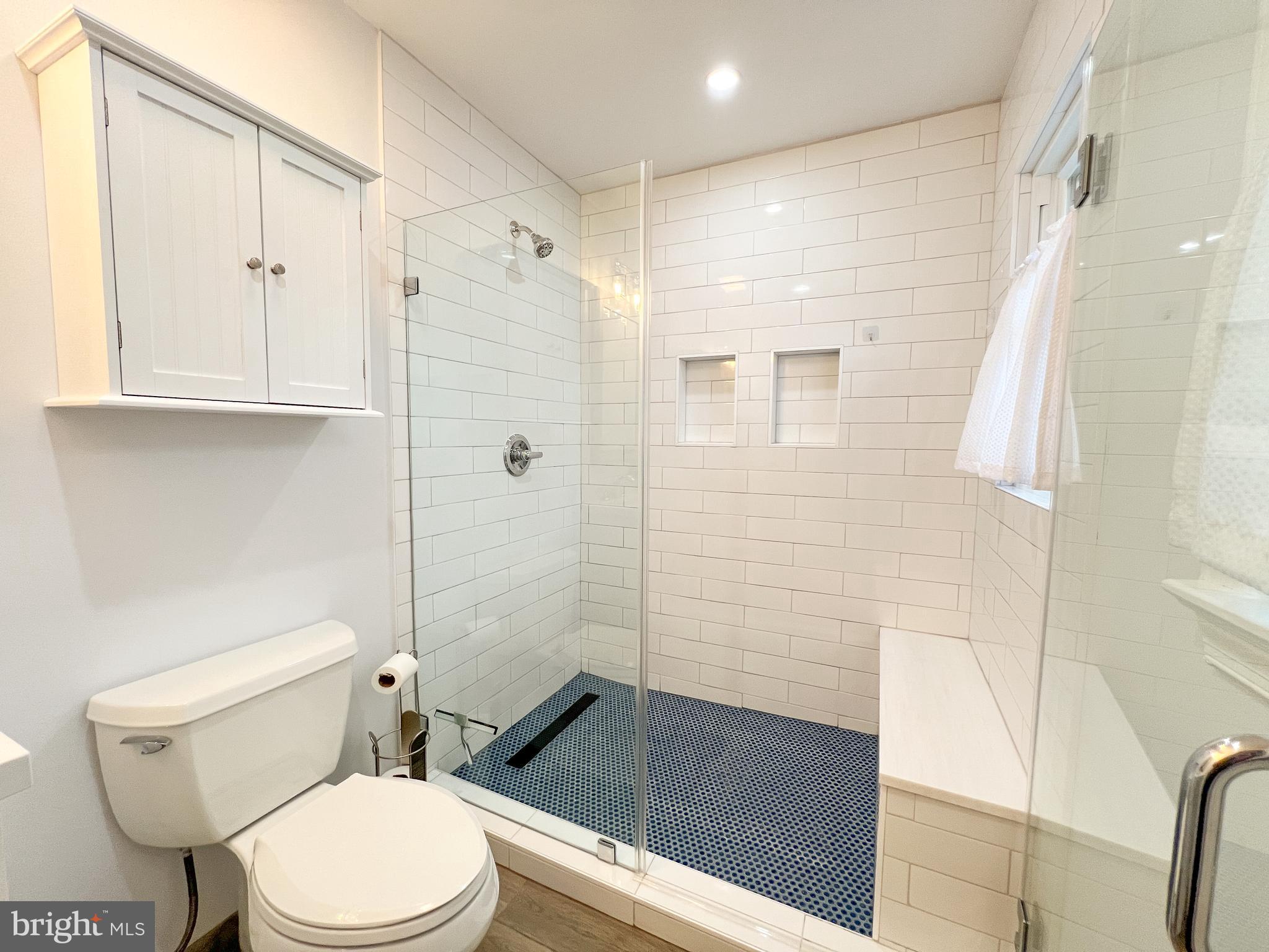 2503 North Gate Terrace Silver Spring, MD 20906 - Photo 37 of 50 Primary Bathroom