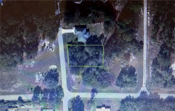 $12,000 | 605 Fairfield Avenue, Lake Placid, FL 33852