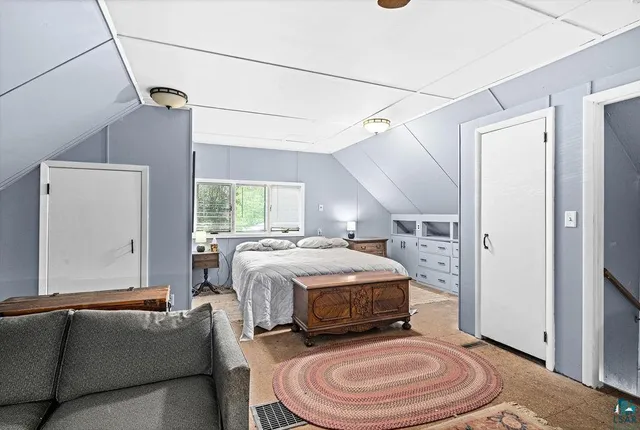 $595,000 | 6146 Highway 61, Silver Bay, MN 55614