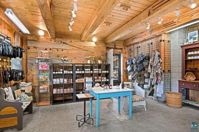 $595,000 | 6146 Highway 61, Silver Bay, MN 55614