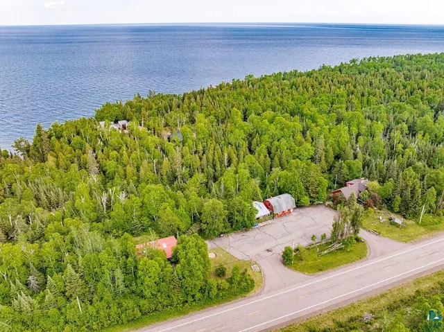 $595,000 | 6146 Highway 61, Silver Bay, MN 55614