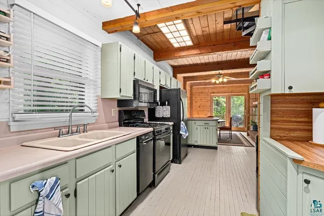 $595,000 | 6146 Highway 61, Silver Bay, MN 55614