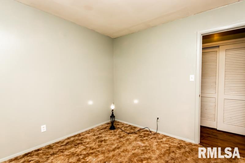 5014 North Ronald Road Peoria, IL 61614 - Photo 25 of 38 Gallery Image 25
