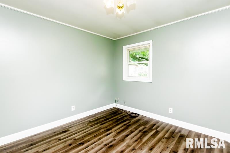 5014 North Ronald Road Peoria, IL 61614 - Photo 31 of 38 Gallery Image 31