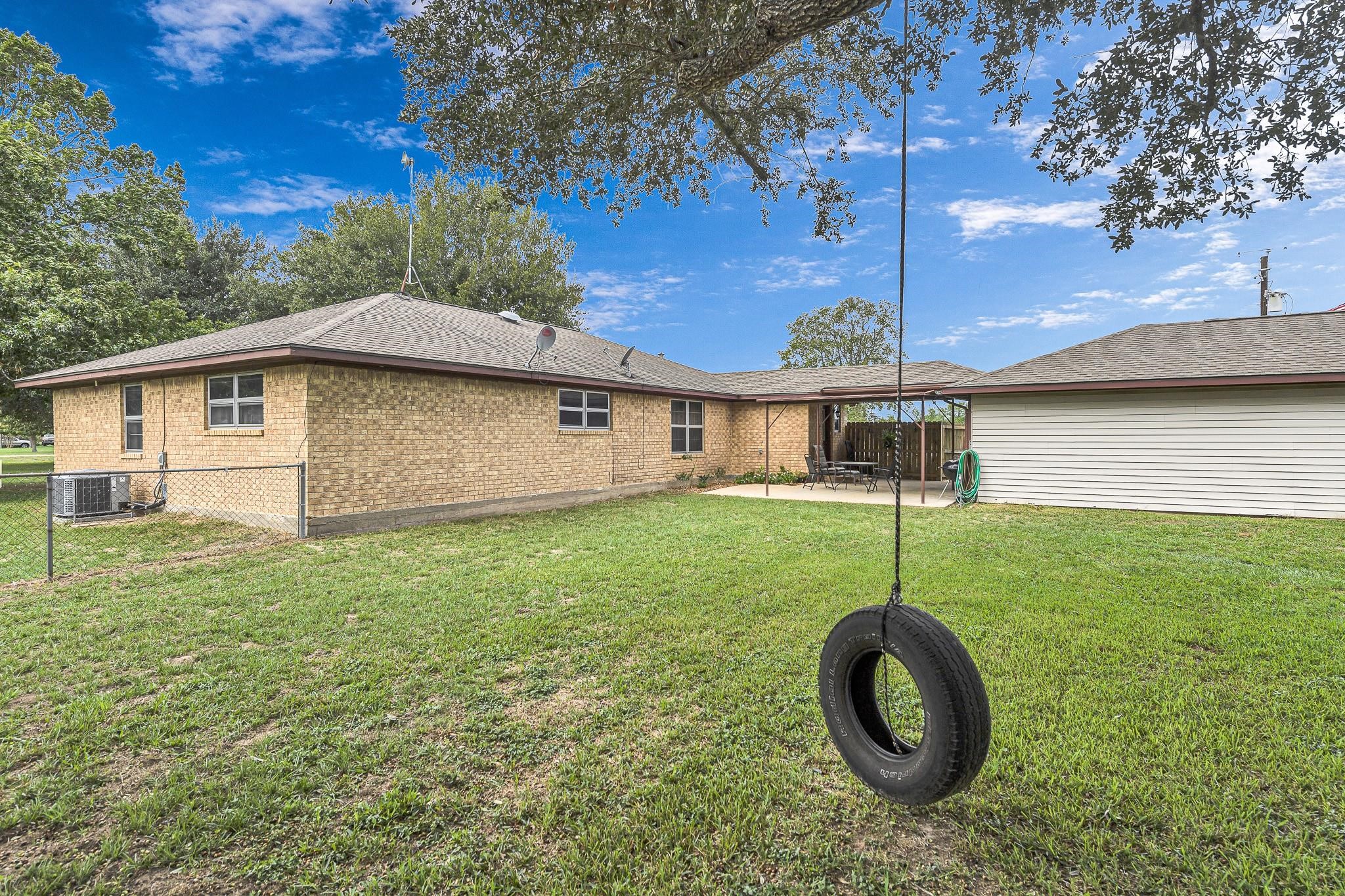 1181 Schmidt Road Sealy, TX 77474 - Photo 13 of 41