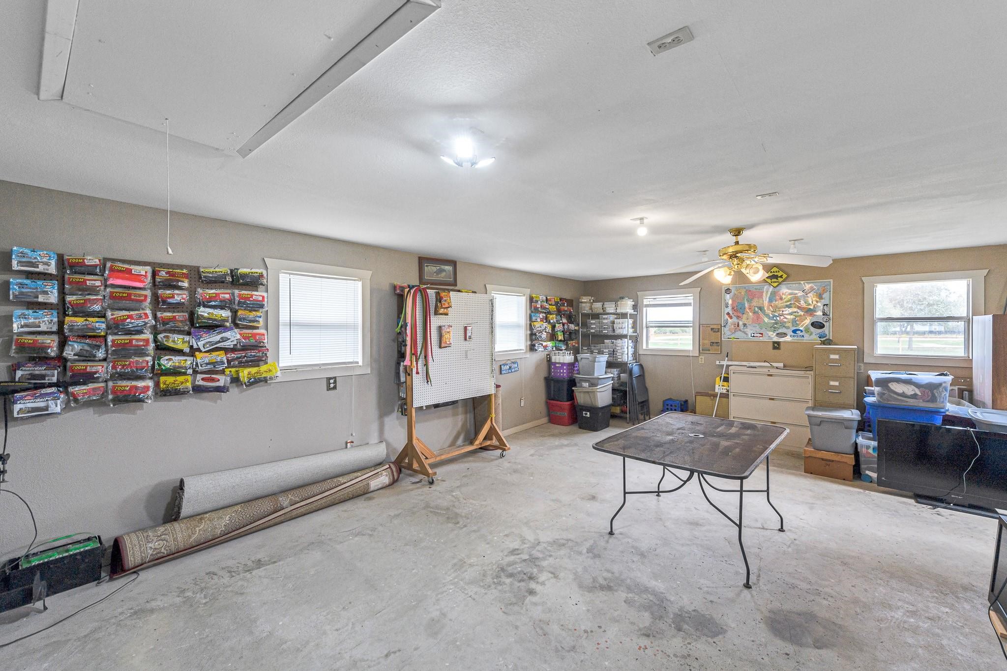 1181 Schmidt Road Sealy, TX 77474 - Photo 17 of 41