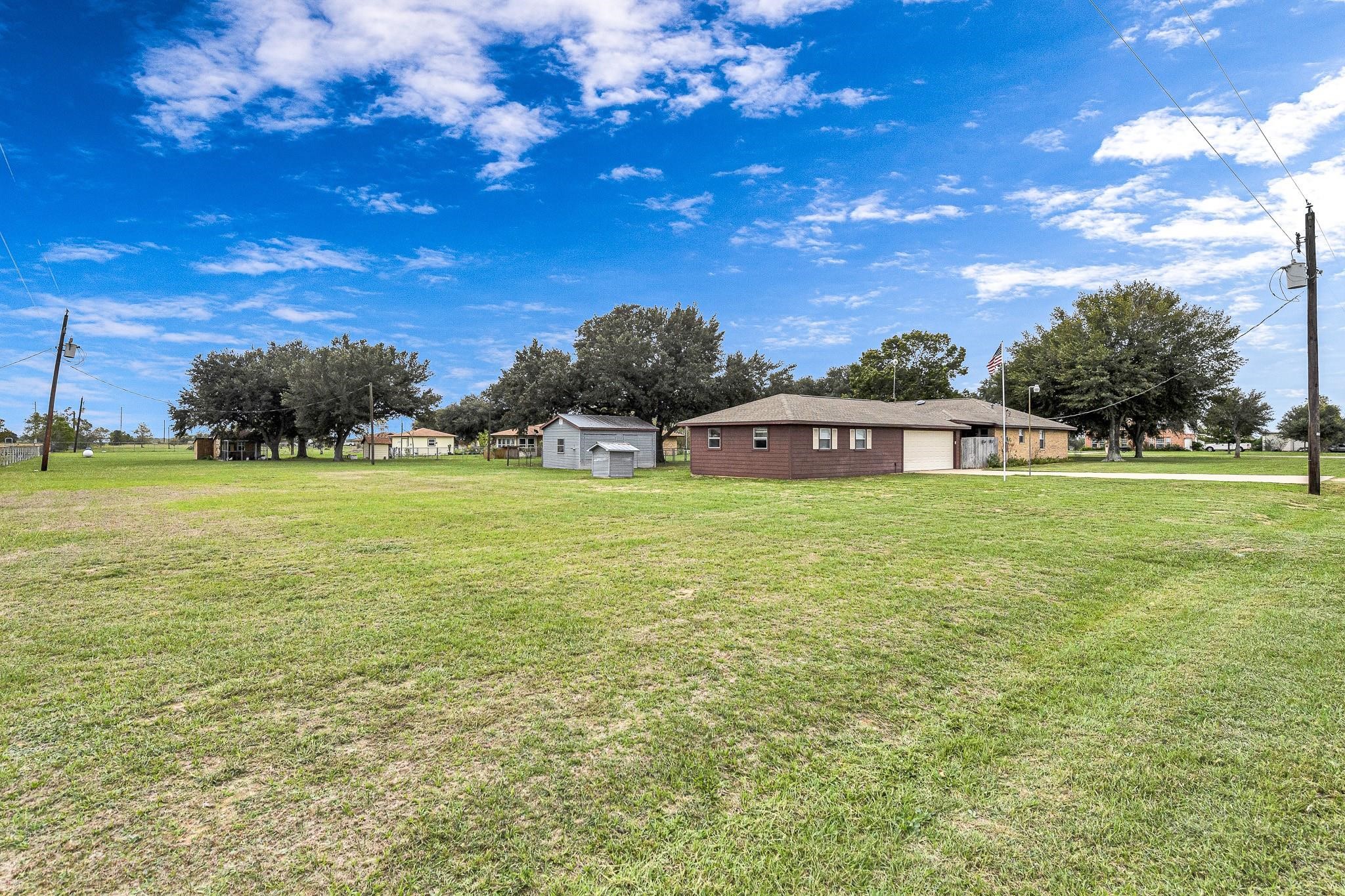1181 Schmidt Road Sealy, TX 77474 - Photo 3 of 41