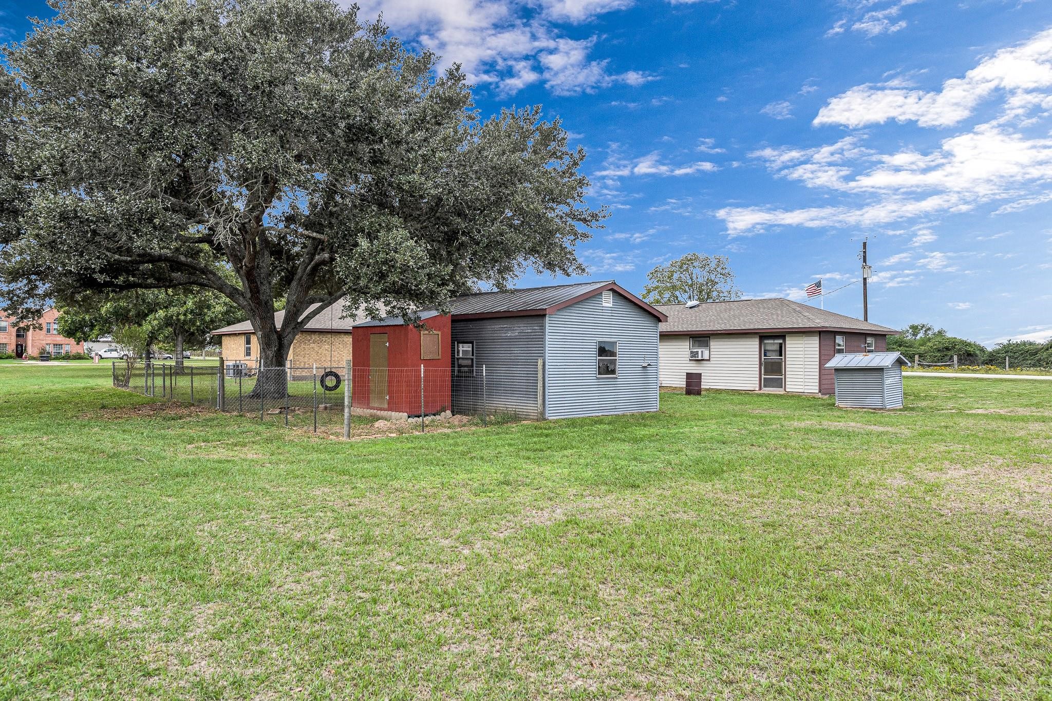 1181 Schmidt Road Sealy, TX 77474 - Photo 38 of 41