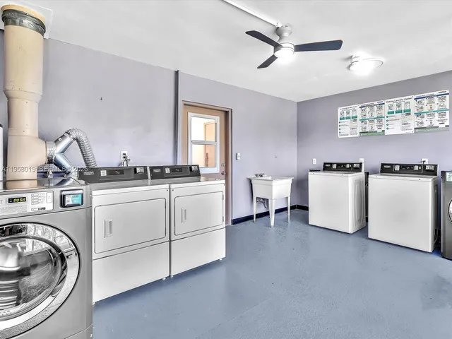 $2,080 | 3020 Northeast 16th Avenue, Unit 204, Oakland Park, FL 33334