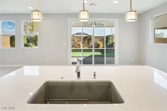 $2,995 | 8036 Foxfield Springs Street, Las Vegas, NV 89166