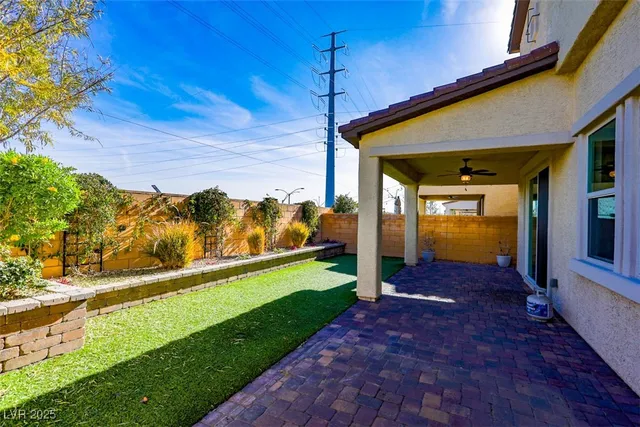 $2,995 | 8036 Foxfield Springs Street, Las Vegas, NV 89166