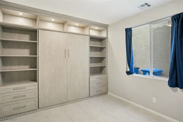 $2,995 | 8036 Foxfield Springs Street, Las Vegas, NV 89166