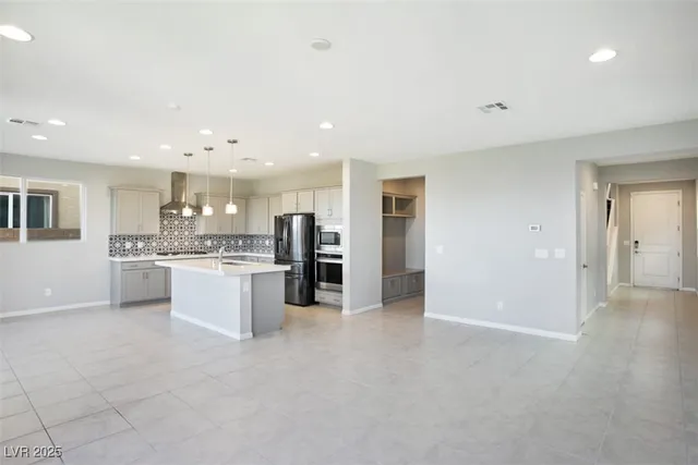 $2,995 | 8036 Foxfield Springs Street, Las Vegas, NV 89166