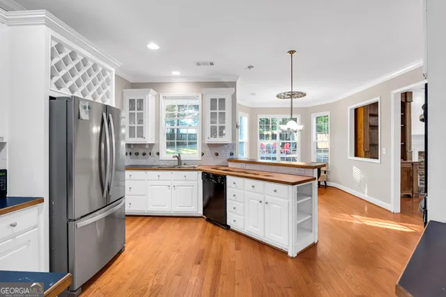 $400,000 | 5735 Lake Windsor Parkway, Buford, GA 30518