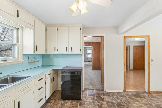 $279,900 | 909 Pacific Avenue, Waverly, MN 55390