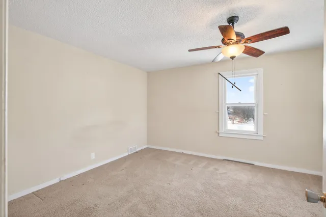 $279,900 | 909 Pacific Avenue, Waverly, MN 55390