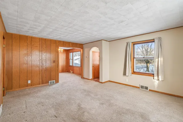 $279,900 | 909 Pacific Avenue, Waverly, MN 55390