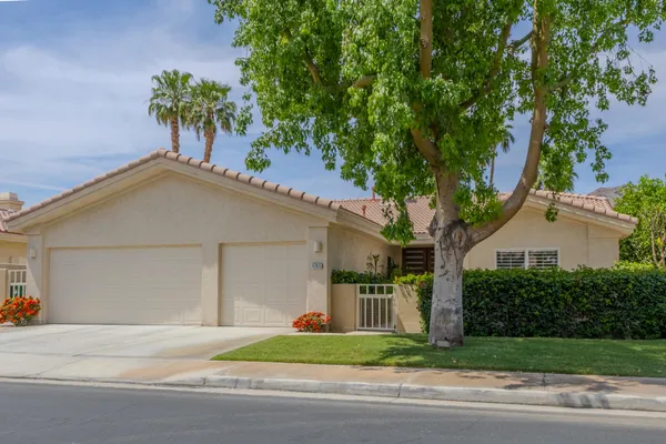 $737,000 | 47815 Vía Trieste, La Quinta, CA 92253